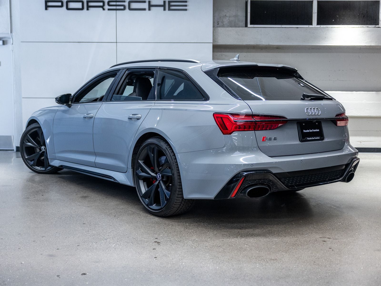 2023 Audi RS 6 4.2 quattro