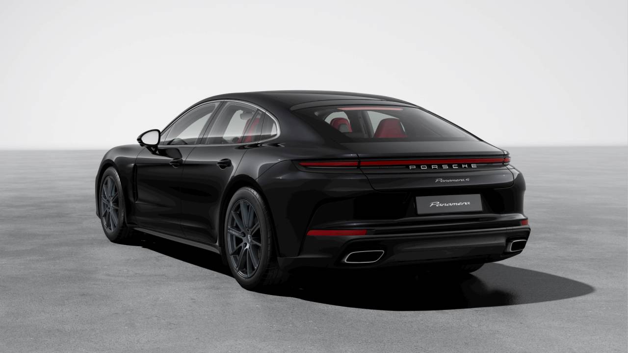 2026 Porsche Panamera 4