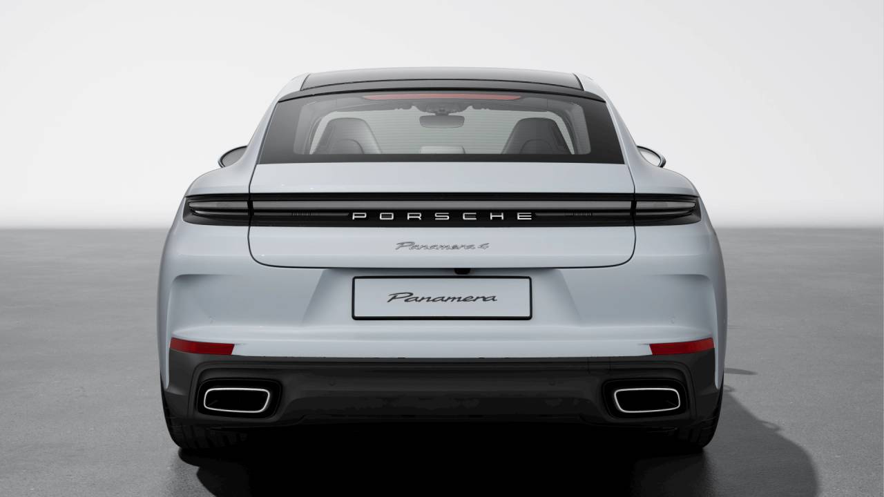 2026 Porsche Panamera 4