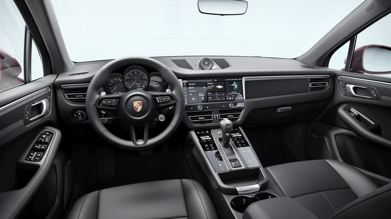 2026 Porsche Macan AWD