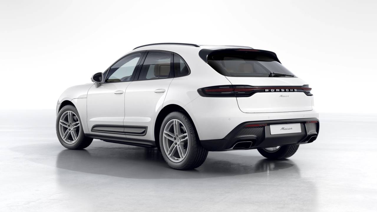 2026 Porsche Macan AWD