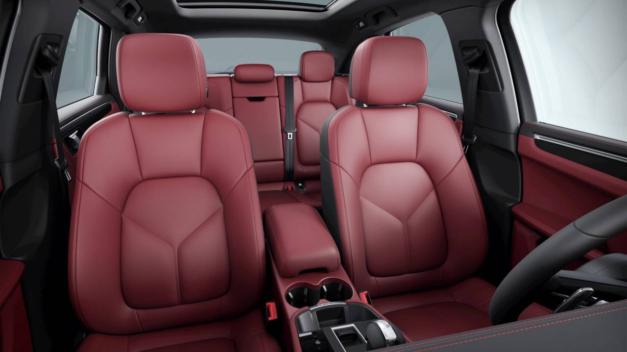 2026 Porsche Macan AWD