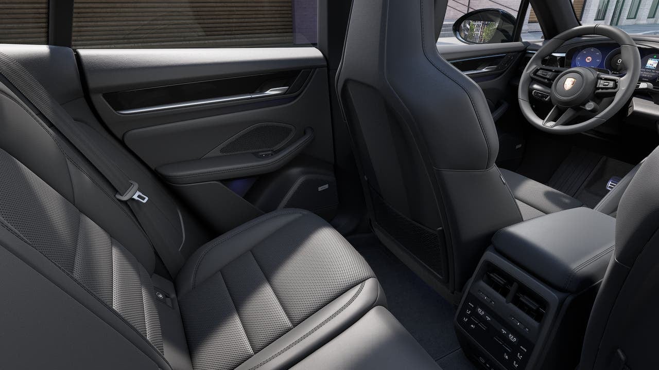 2026 Porsche Macan Macan 4S Electric