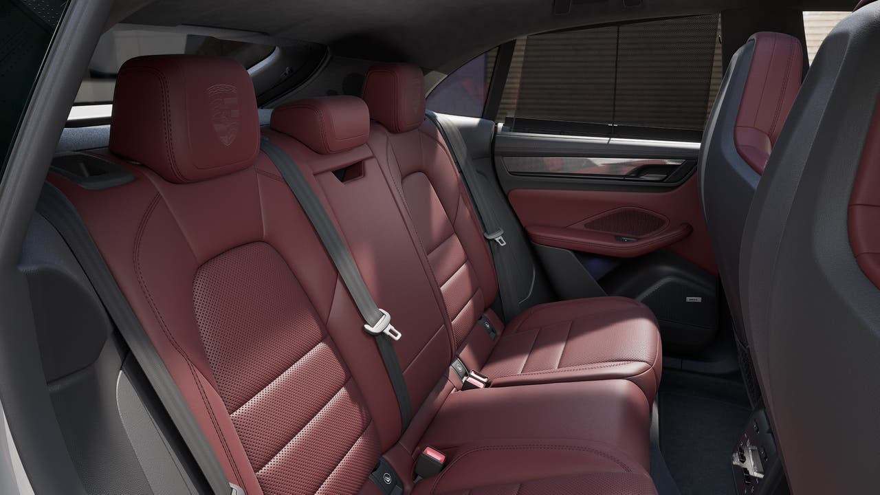 2026 Porsche Macan Macan Turbo Electric