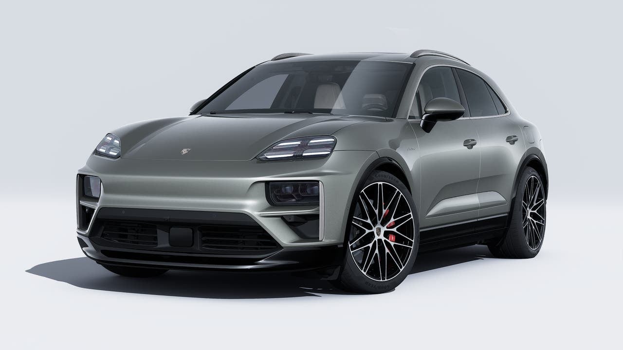 2026 Porsche Macan Macan Turbo Electric