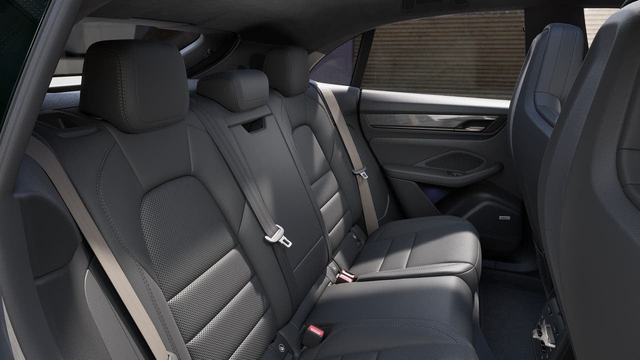 2026 Porsche Macan Macan Turbo Electric