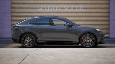 2026 Porsche Macan Macan Turbo Electric