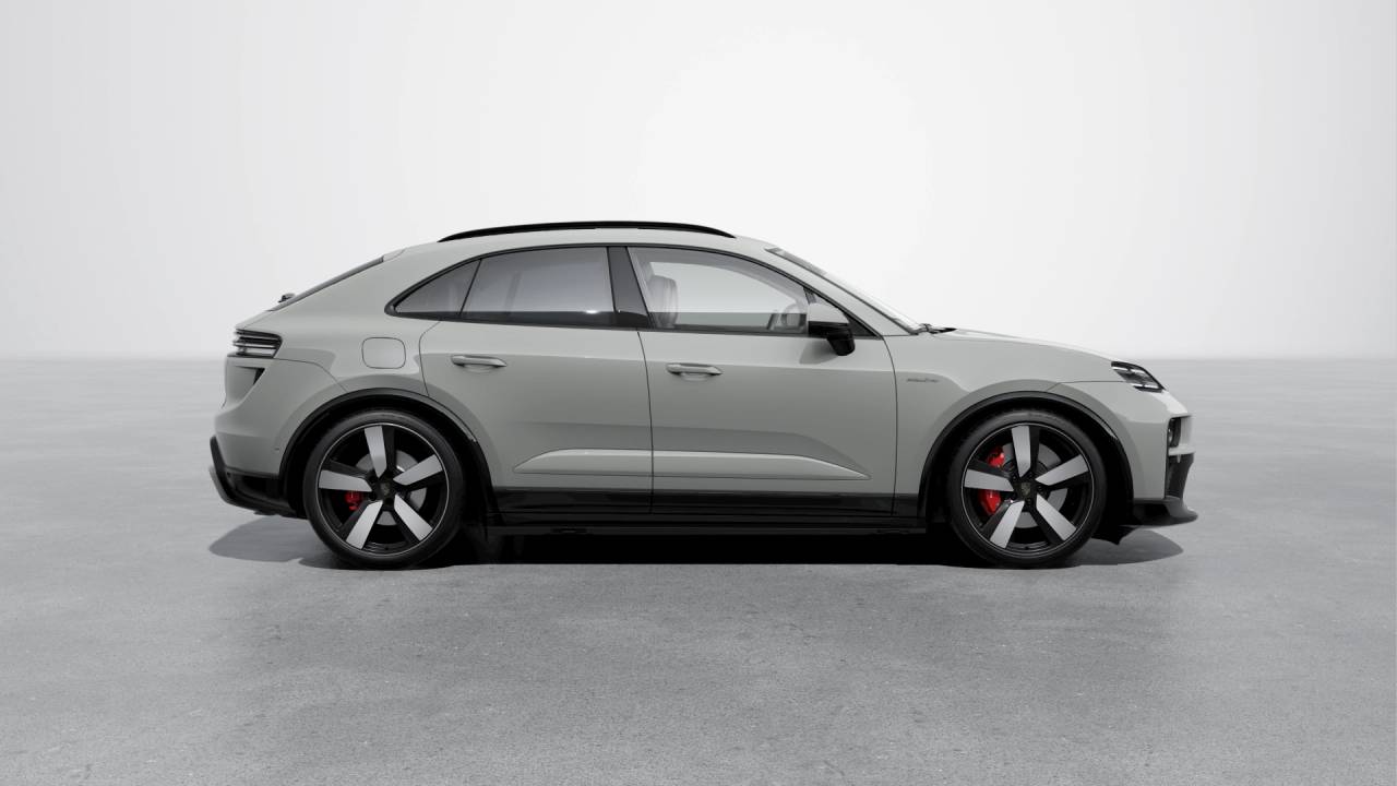 2026 Porsche Macan Turbo Electric