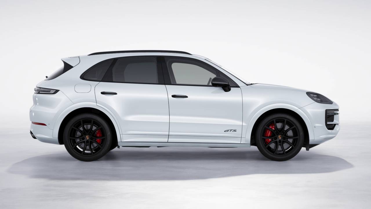 2026 Porsche Cayenne GTS