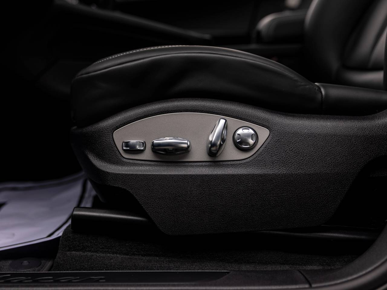 2027 Porsche Cayenne Cayenne Coupe