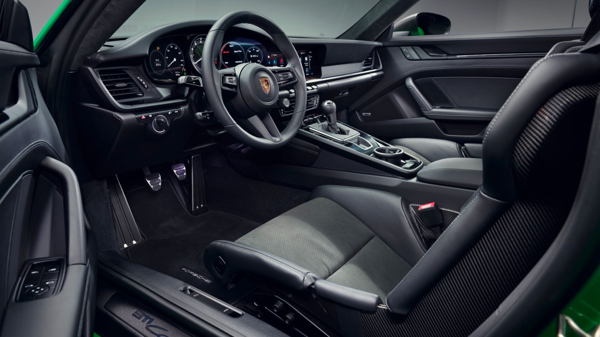 2023 Porsche 911 Dakar interior and technology San Francisco CA